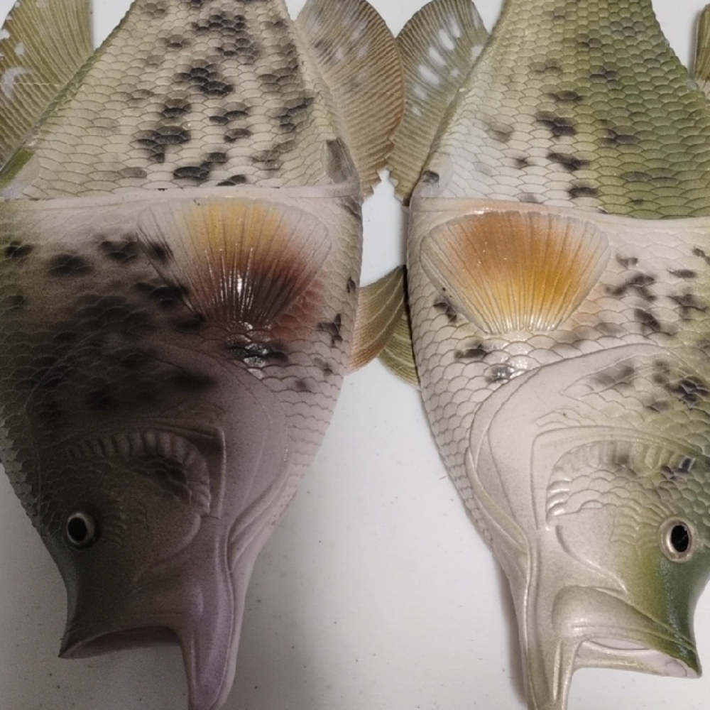River's Edge Crappie Fish Flip Flops for Men 10 to 101/2